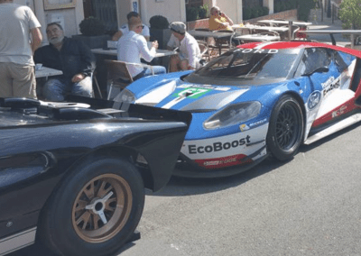 Modern GT40 replica with spoiler